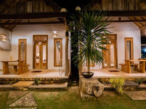 Kubu Yang Cottage Batununggul Buitenkant foto