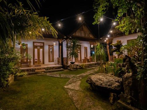 Kubu Yang Cottage Batununggul Buitenkant foto